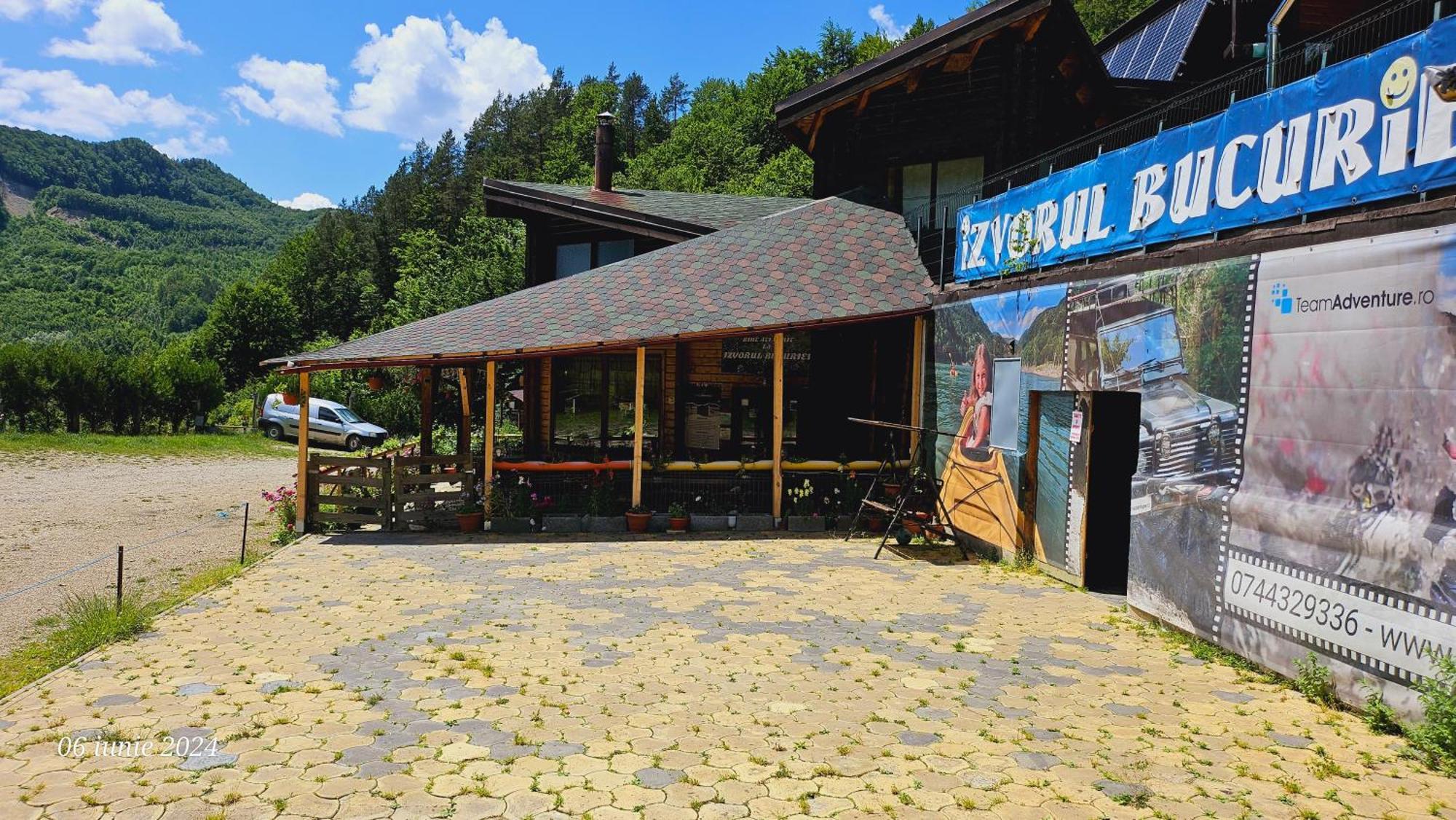 Pensiunea Izvorul Bucuriei Сириу Екстериор снимка